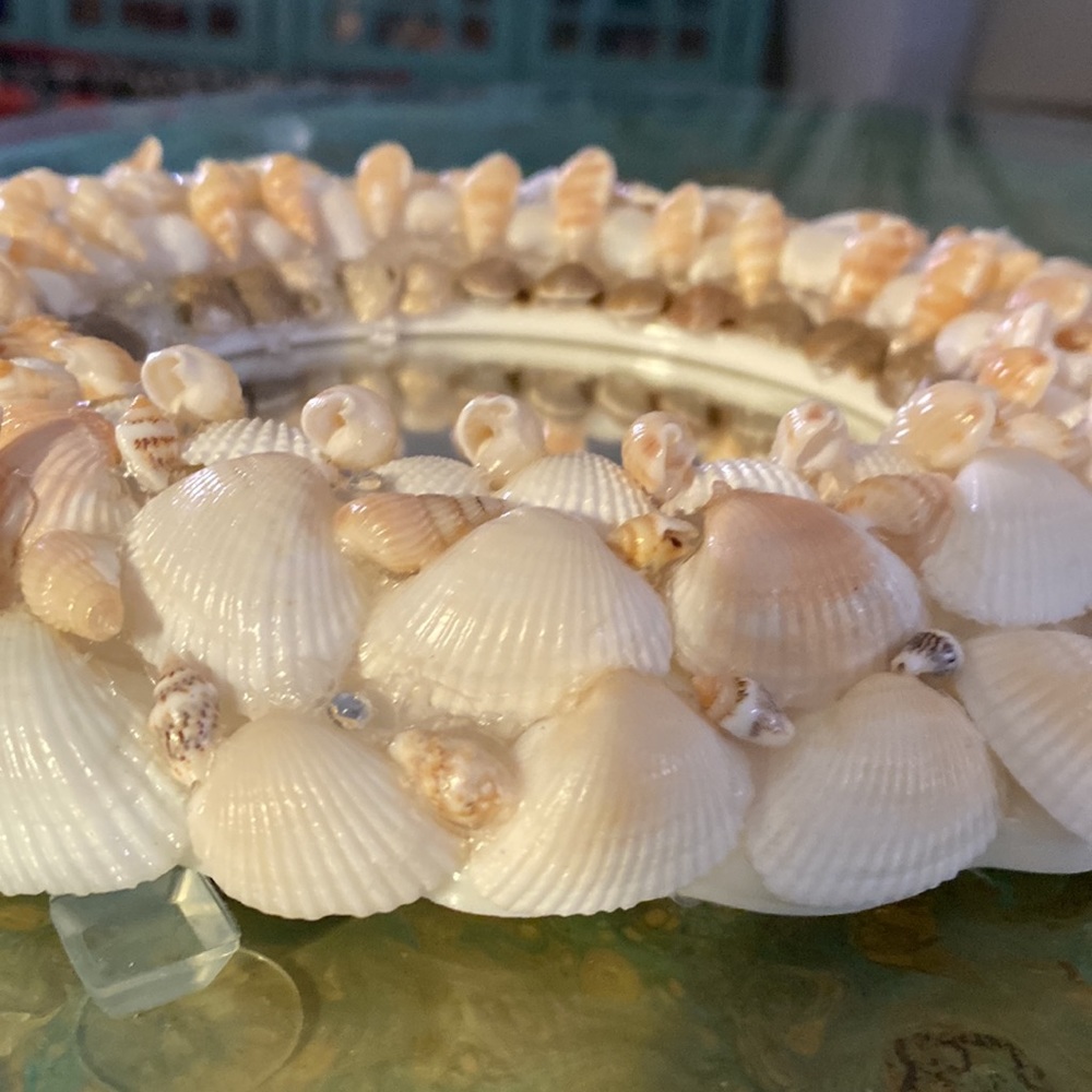 Shell Mirror handmade - Picture 3 of 3
